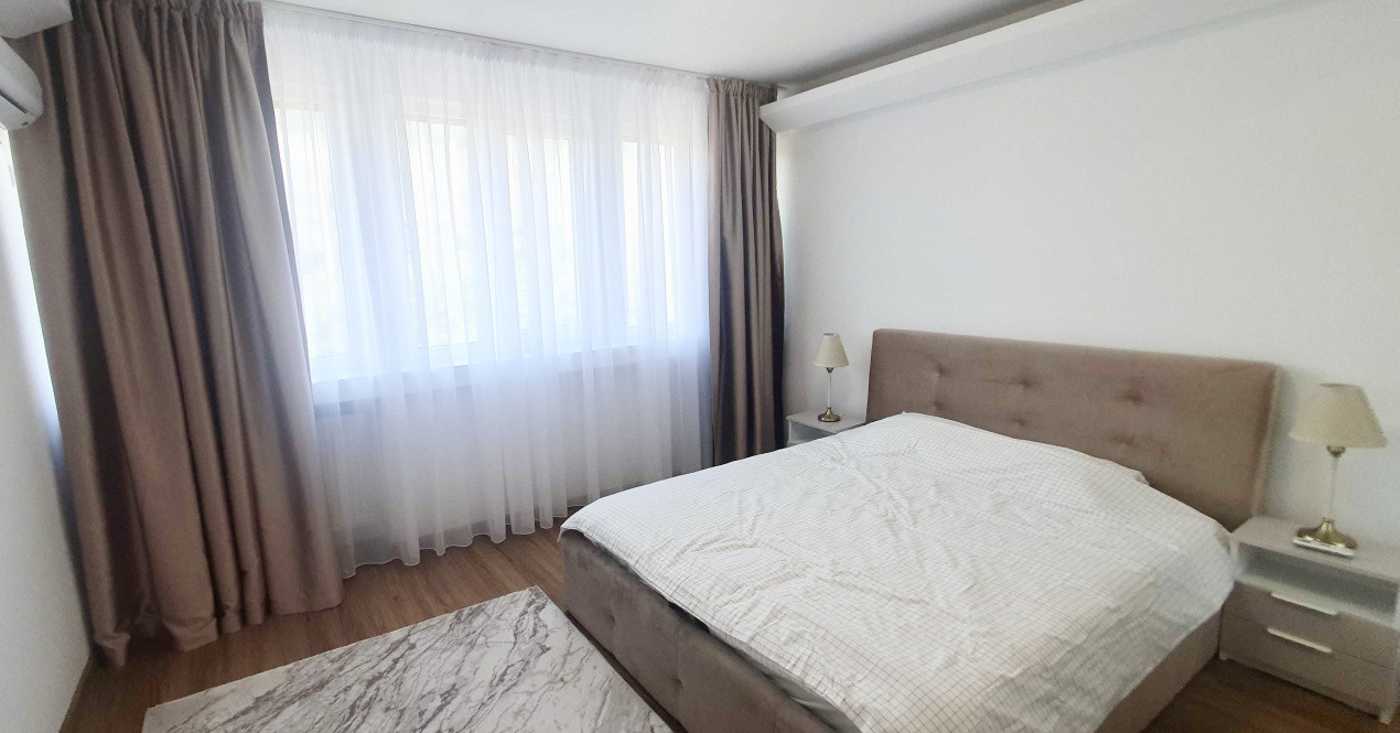 Apartament 3 camere | Centrala proprie | Piata Romana 