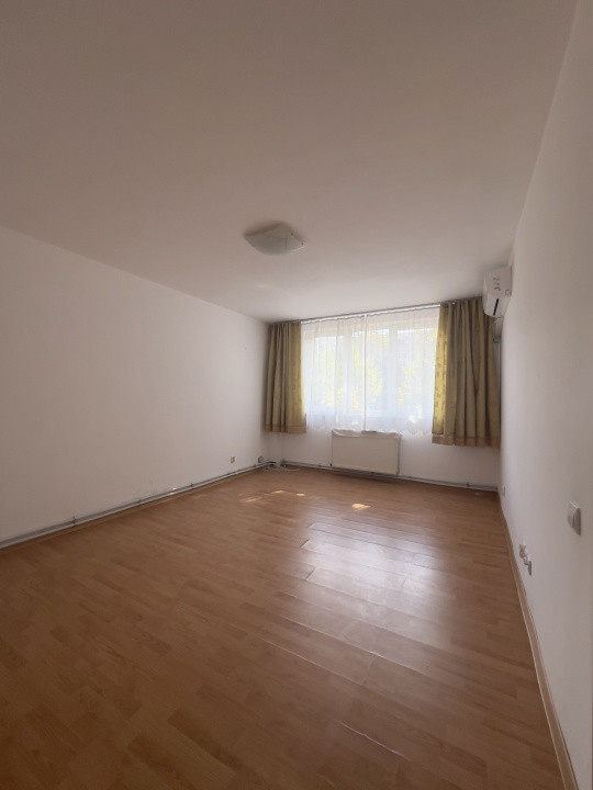 Apartament unic 6 camere | 2 apartamente de 3 camere conectate| 1 Decembrie 1918