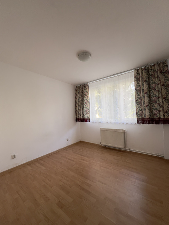 Apartament unic 6 camere | 2 apartamente de 3 camere conectate| 1 Decembrie 1918