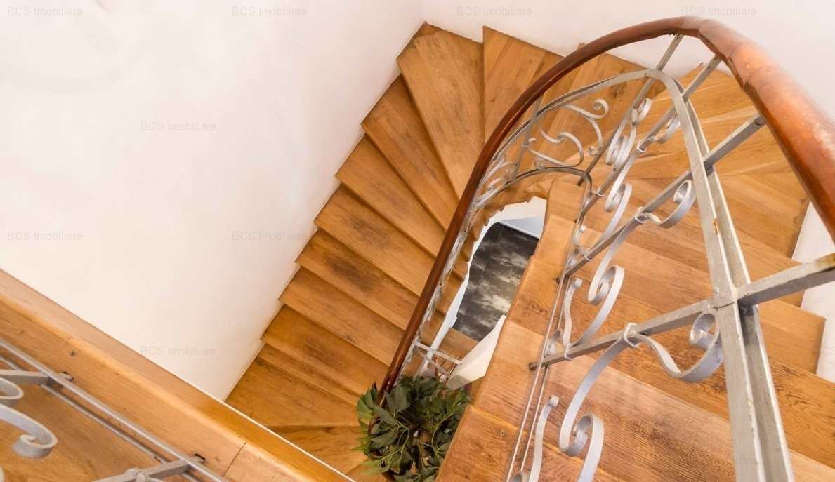  Apartament Duplex | Ultracentral | 120 mp | Metrou | Universitate 