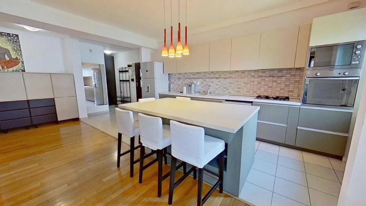 Apartament 3 camere | 2 Locuri de Parcare | Iancu Nicolae