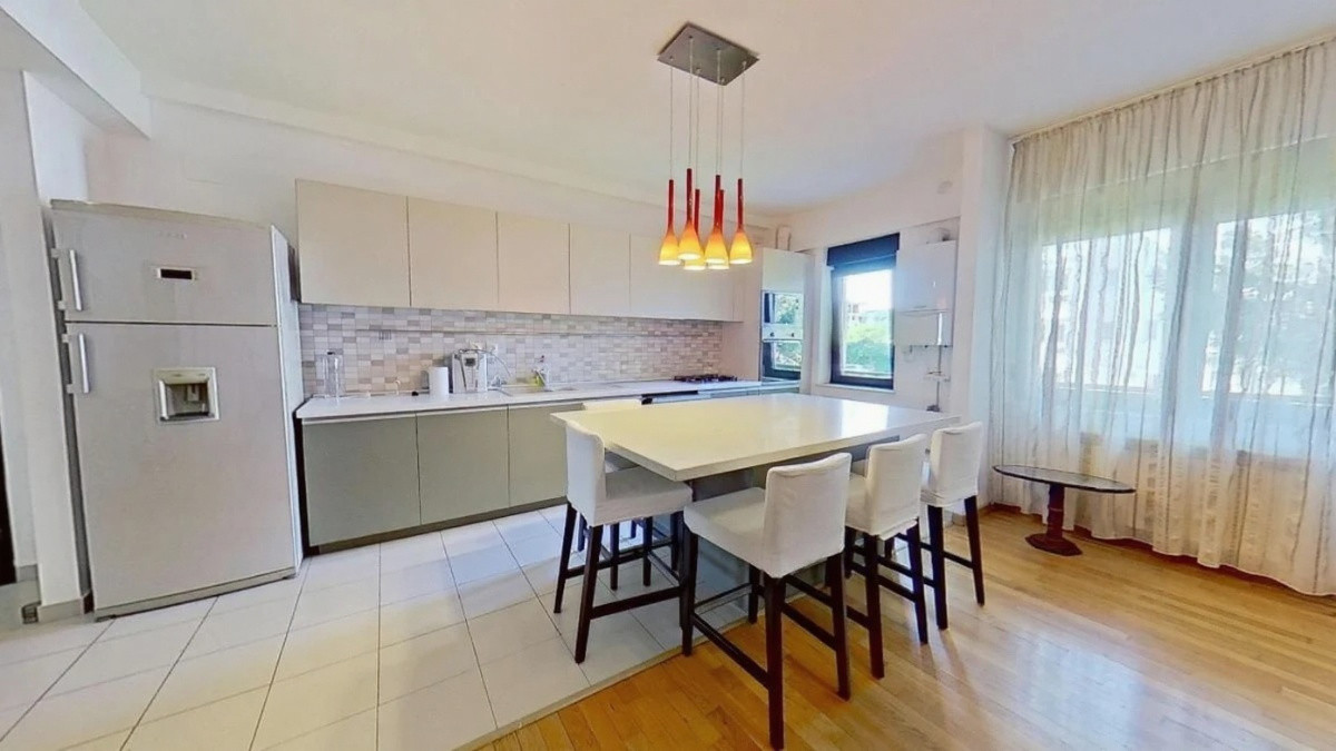 Apartament 3 camere | 2 Locuri de Parcare | Iancu Nicolae