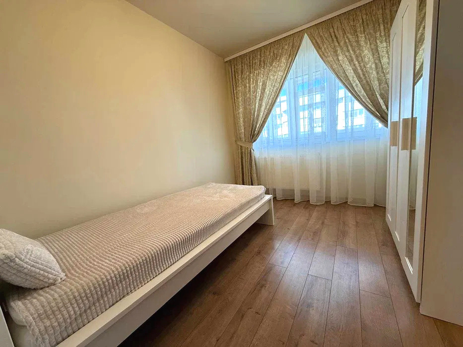 Apartament 4 camere renovat | Piața Victoriei | Vedere panoramică