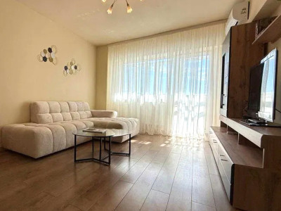Apartament 4 camere | Renovat | Piața Victoriei | Vedere panoramică