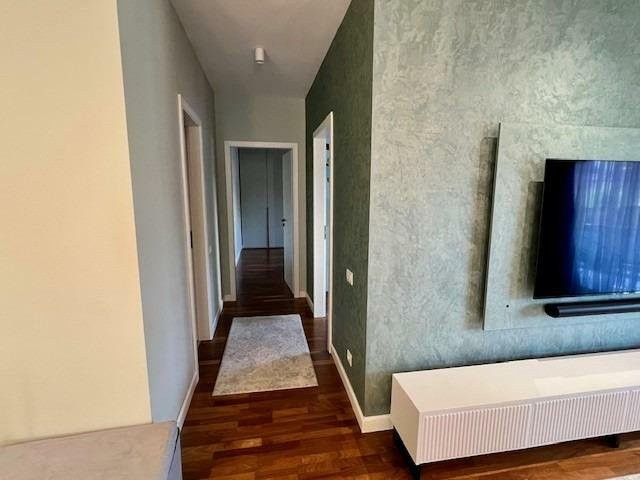 Apartament 3 camere | 118 Mp | Zona Iancu Nicolae | 2 Parcari subterane 