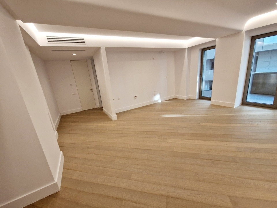Apartament 3 camere de vânzare | 100 MP | Complex Cortina 12 
