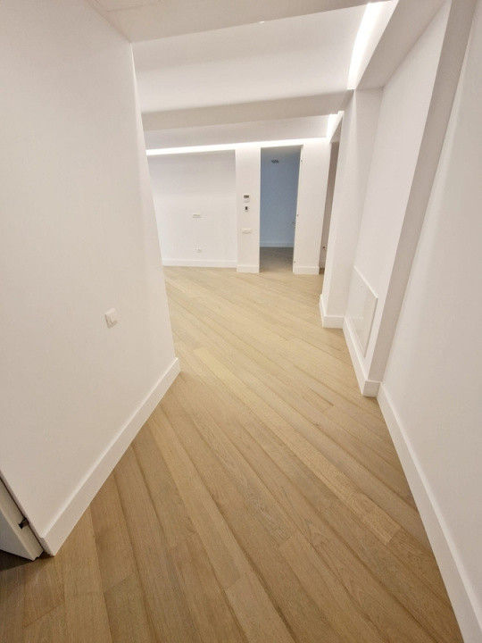 Apartament 3 camere de vânzare | 100 MP | Complex Cortina 12 