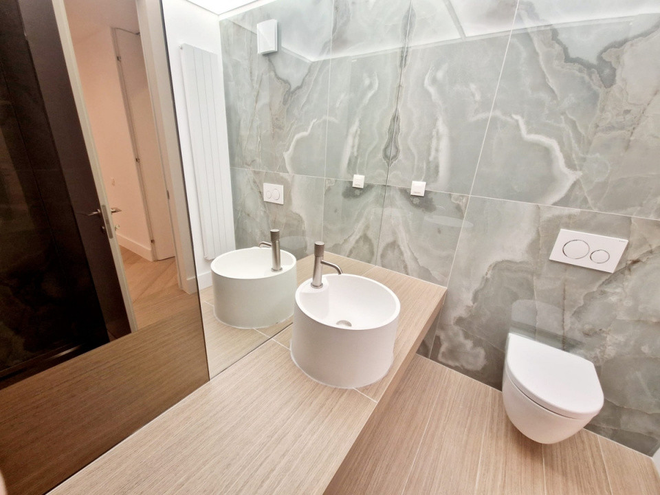 Apartament 3 camere de vânzare | 100 MP | Complex Cortina 12 