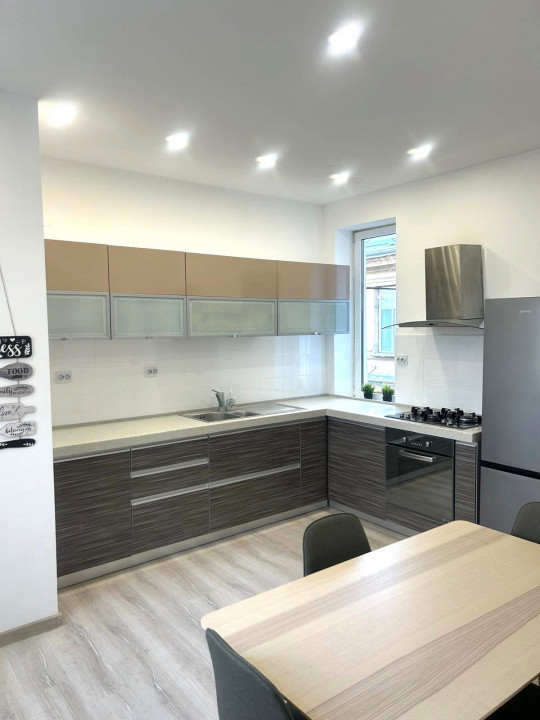Apartament 3 Camere cu Finisaje Premium pe Calea Victoriei 