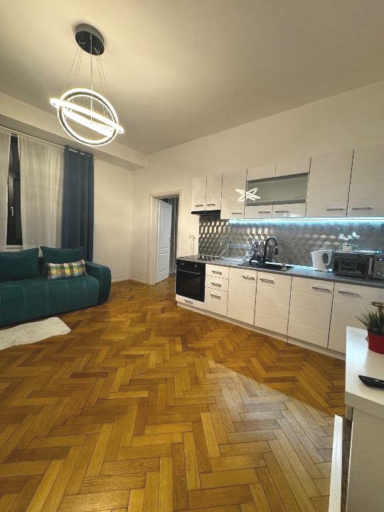Apartament 3 Camere | Central | 94 mp | Metrou | Unirii